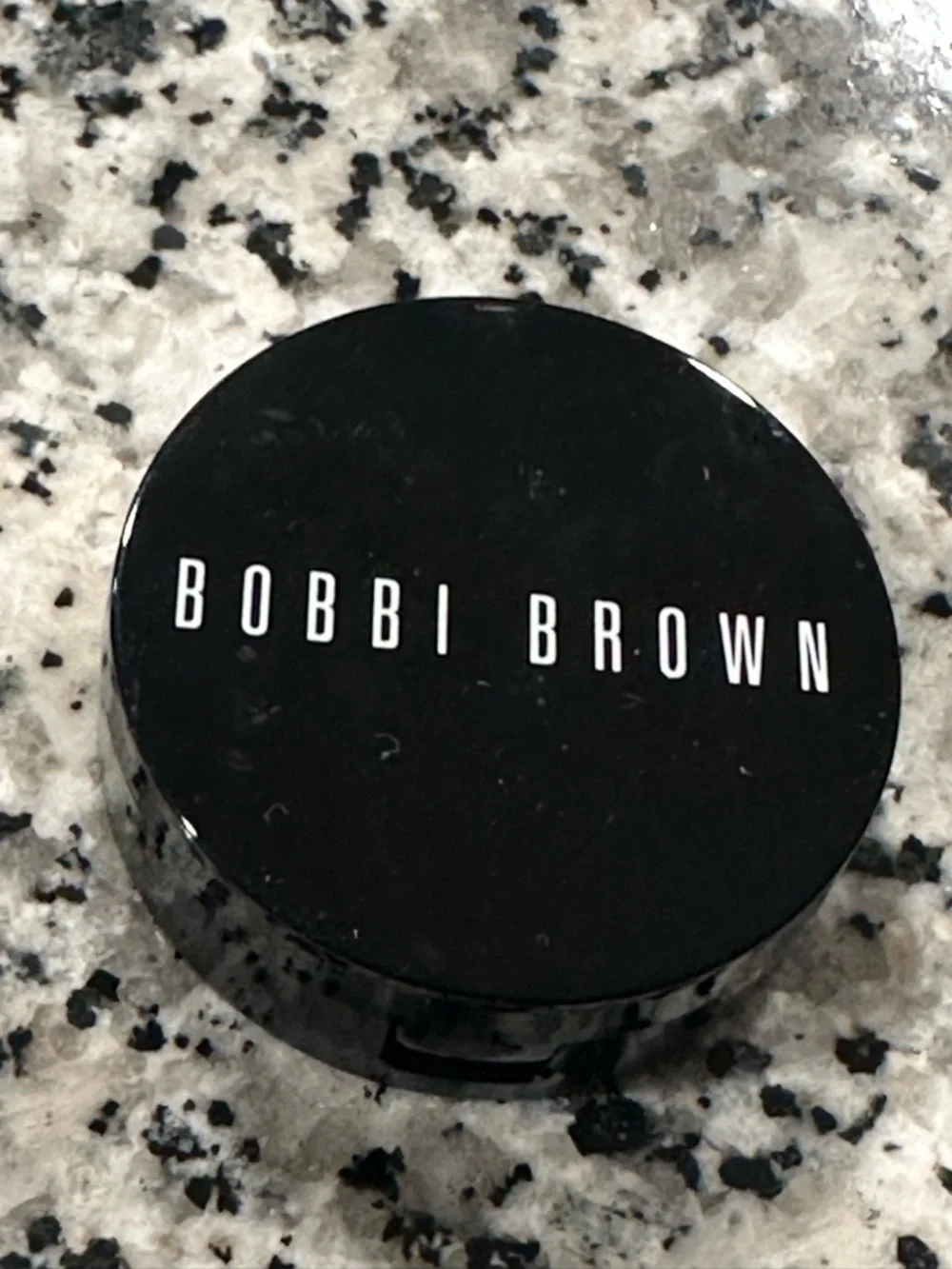 $26! BOBBI BROWN DEEP BISQUE EYE CORRECTOR POT. BRAND NEW. UNUSED. FREE SHIPPING